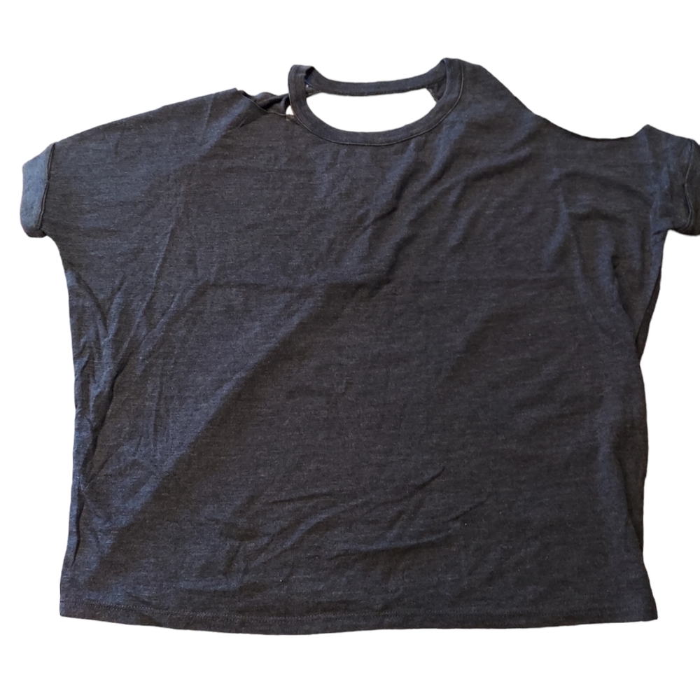 Chaser Womens Cropped Open Shoulder T Shirt  Navy NWT Size M